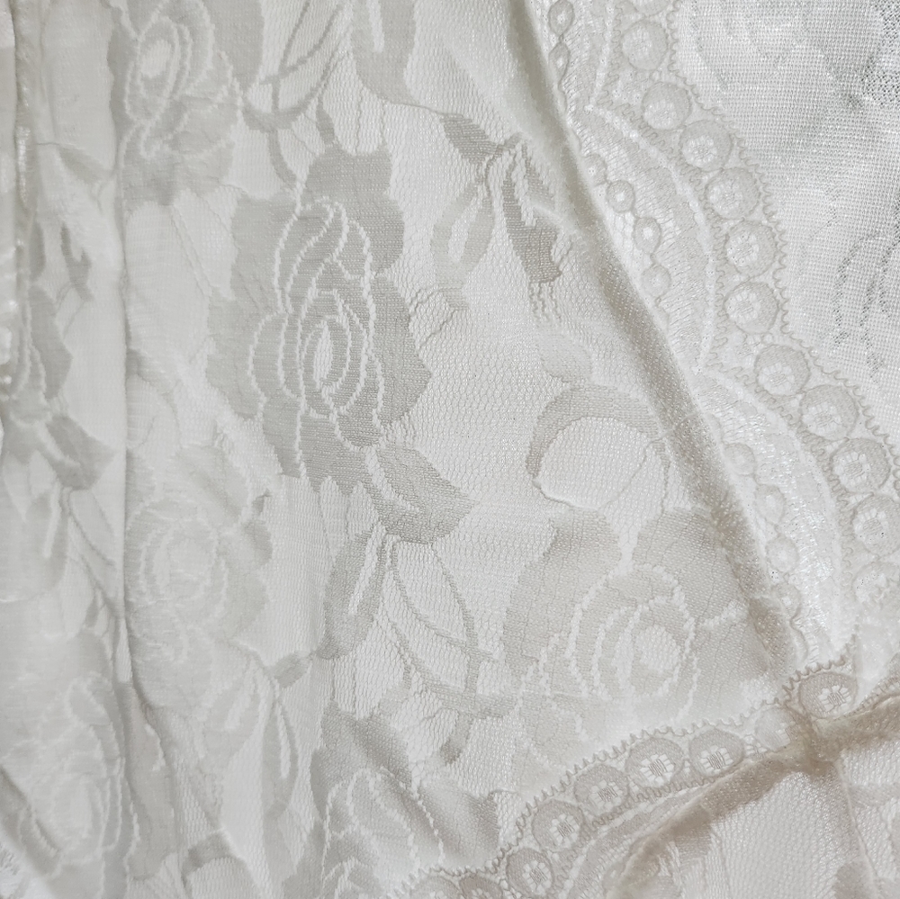Lace dress. Long sleeve. Short. - Picture 5 of 13